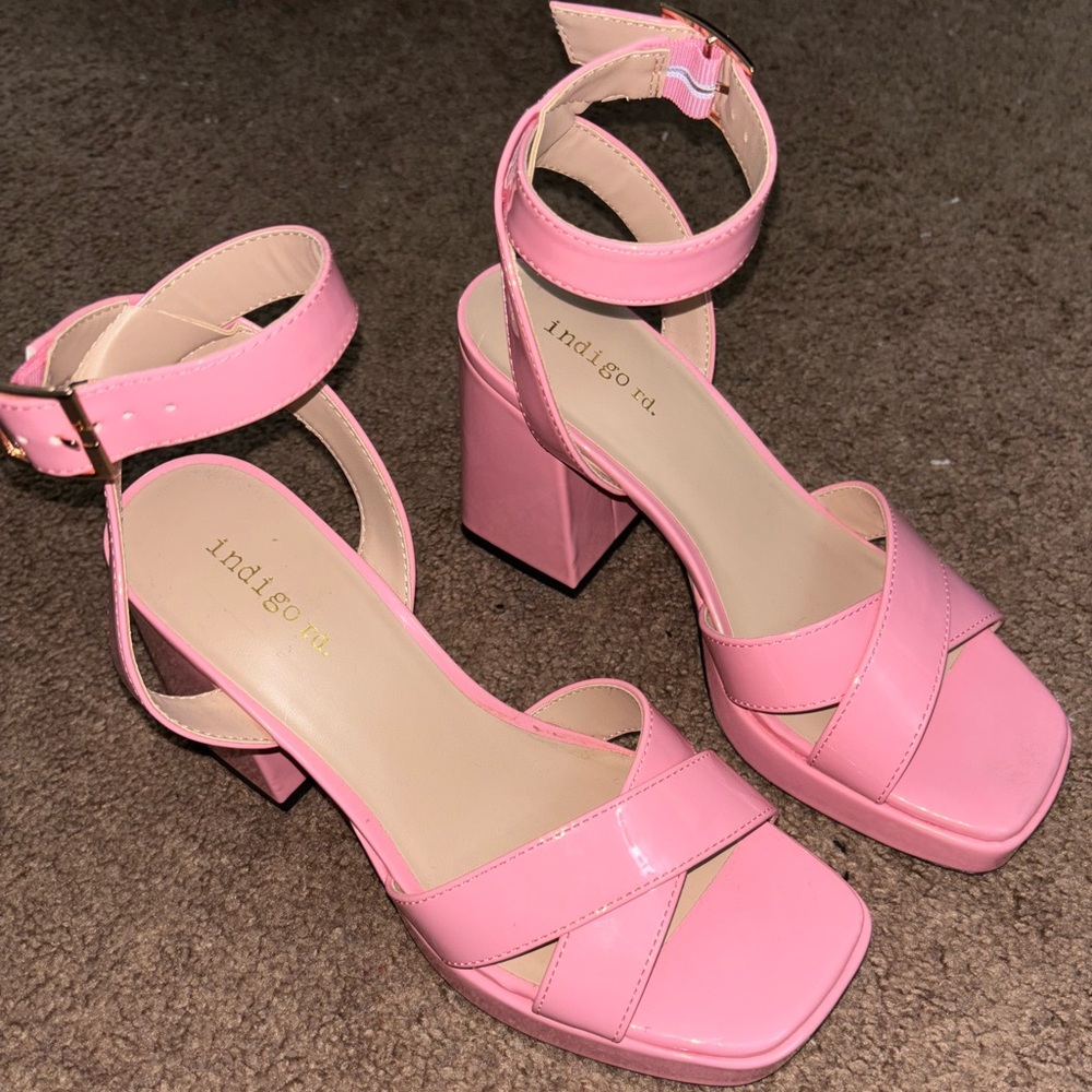 Pink indigo Size 7 heels